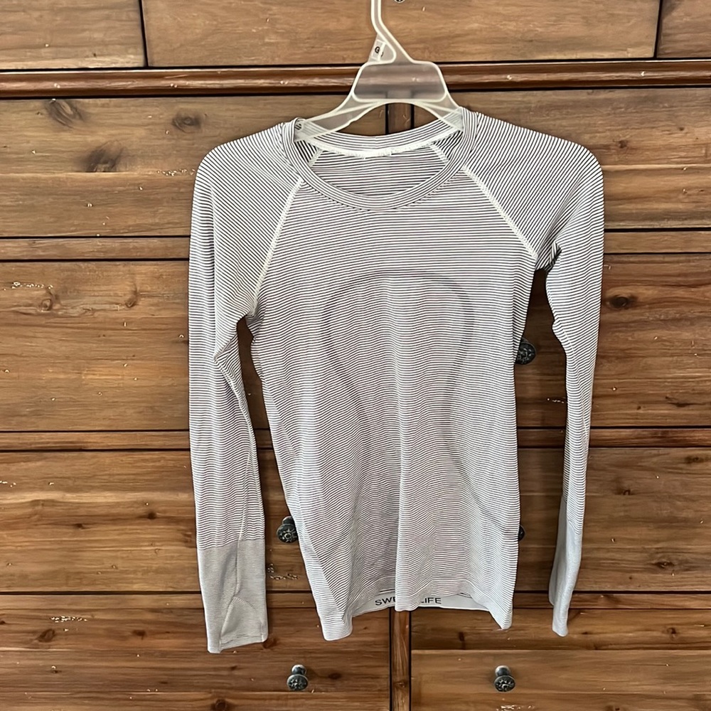 Lulu lemon Swiftly Tech long sleeve black and white striped shirt